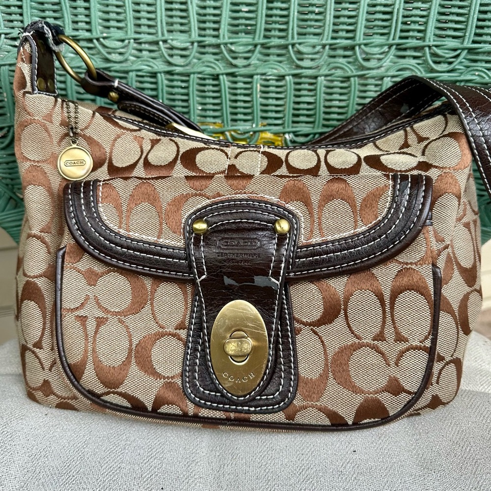 80’s Vintage Coach Brown and Gold Leather Bag